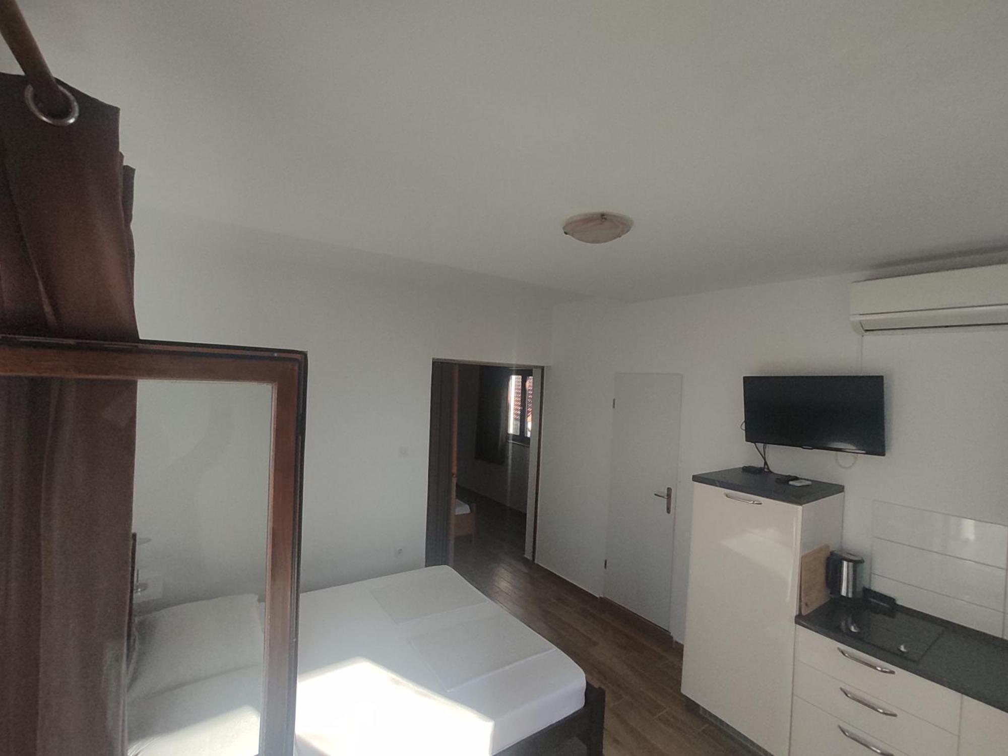 Pansion Marta Hotel Bibinje Kültér fotó